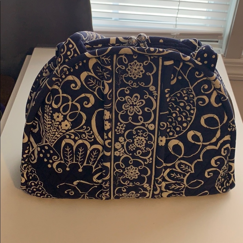 Vera Bradley clasp top purse